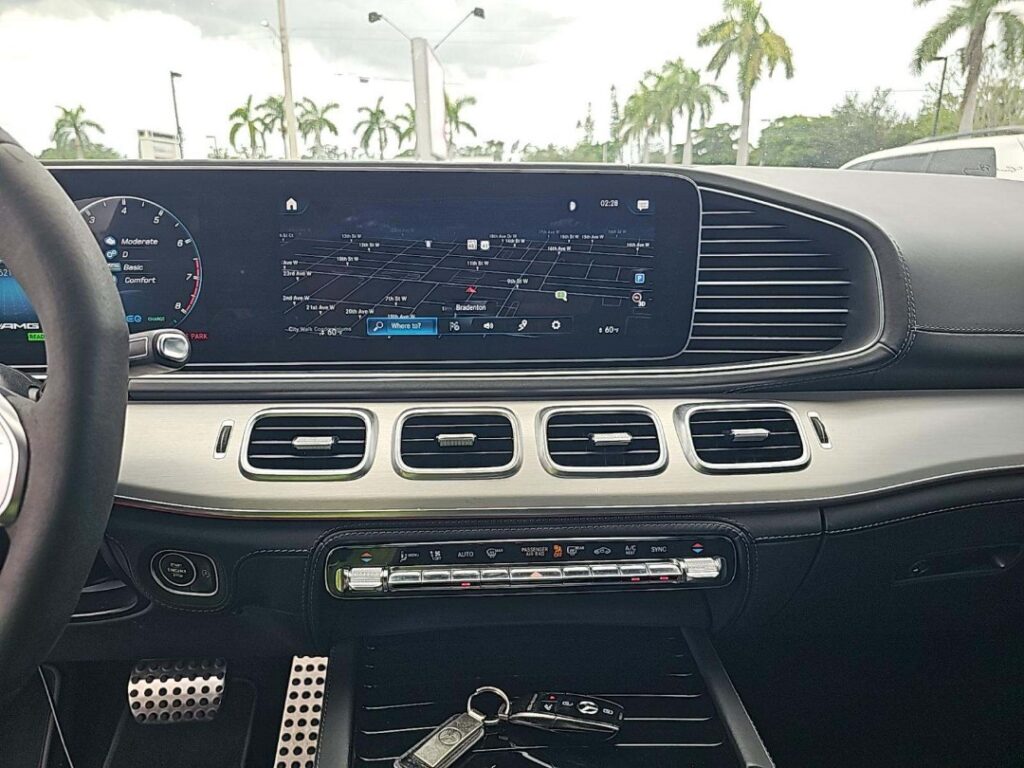 WhatsApp Image 2025-09-24 at 18.01.35