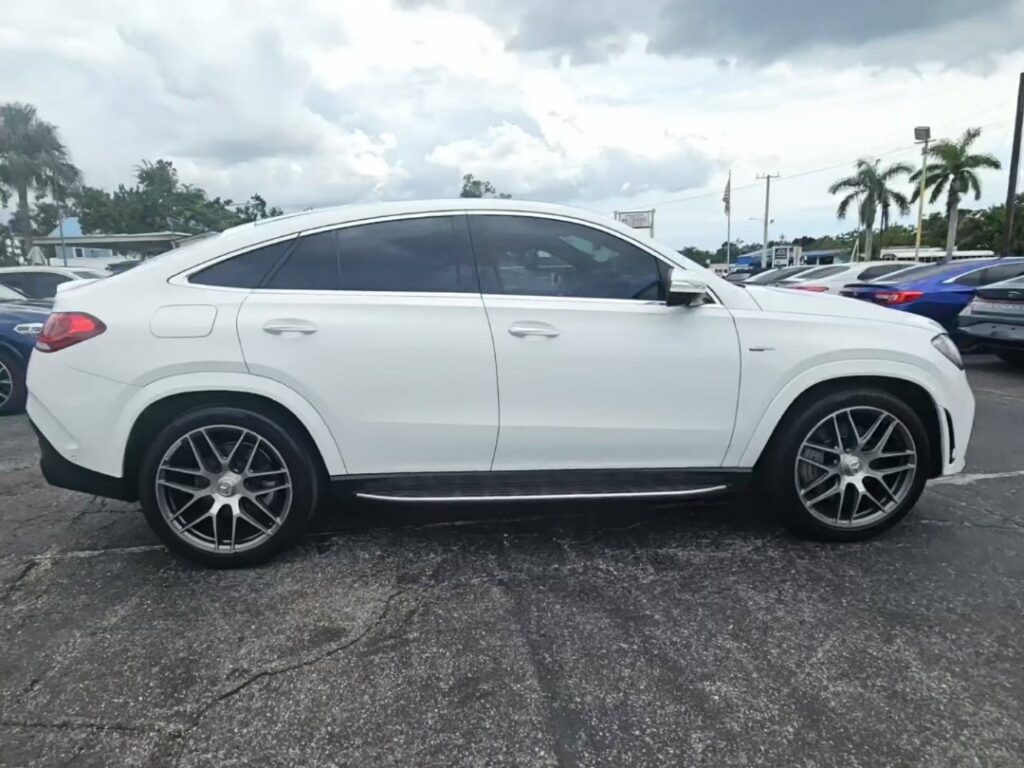 WhatsApp Image 2025-09-24 at 18.01.49