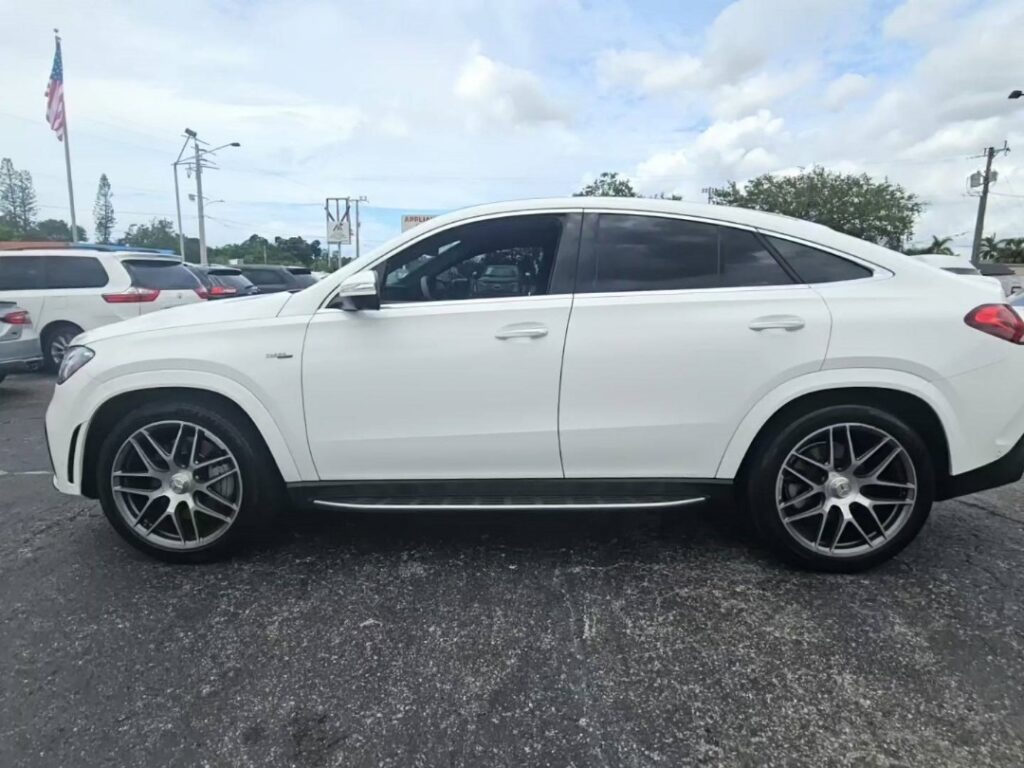 WhatsApp Image 2025-09-24 at 18.01.54