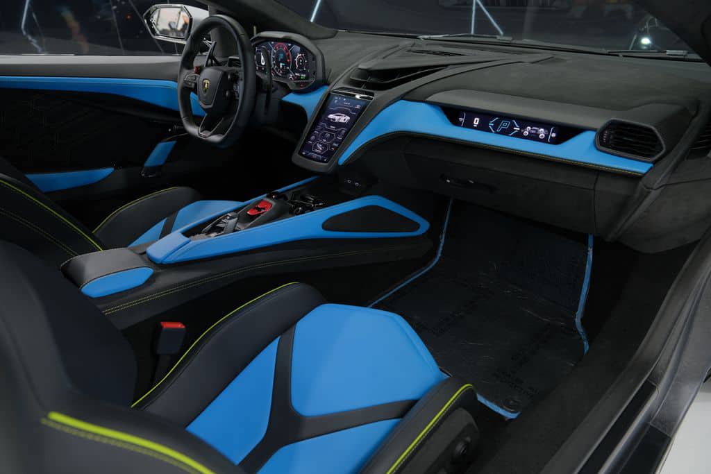 WhatsApp Image 2025-11-11 at 13.36.03 (1)